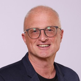 Dr. med Michael Lautenbach
Facharzt für Psychiatrie und Psychotherapie 
Oberarzt Suchtmedizin